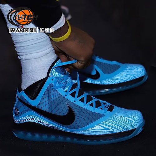 耐克大气垫lebron篮球鞋詹姆斯7