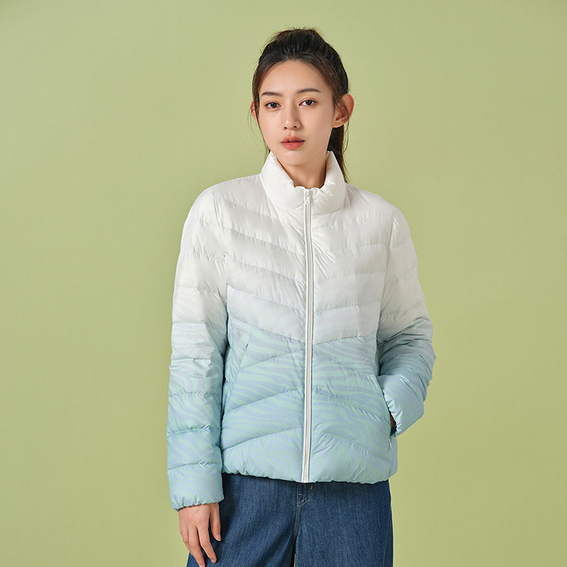 坦博尔羽绒服女秋冬立领轻薄短外套2022款休闲舒适便携可收纳上衣高性价比高么？