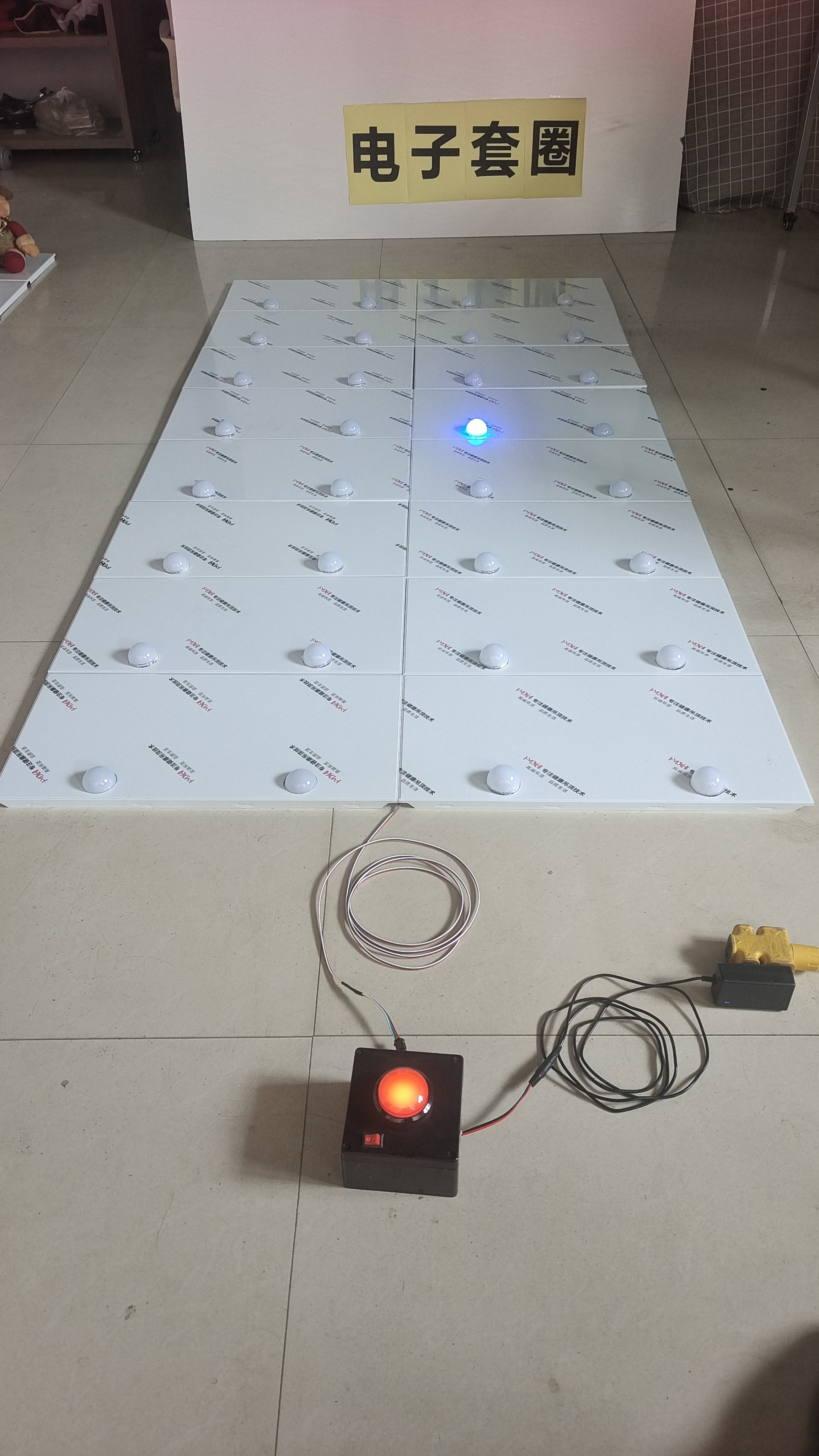 电子套圈，地摊神器，摇奖游戏，灯泡抽奖，苹果机，