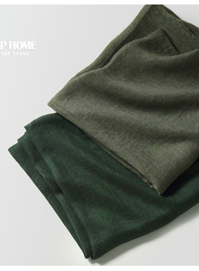 腔调美搭以色取胜！军绿墨绿纯色丝质纯棉肌理大尺寸围巾披巾秋冬