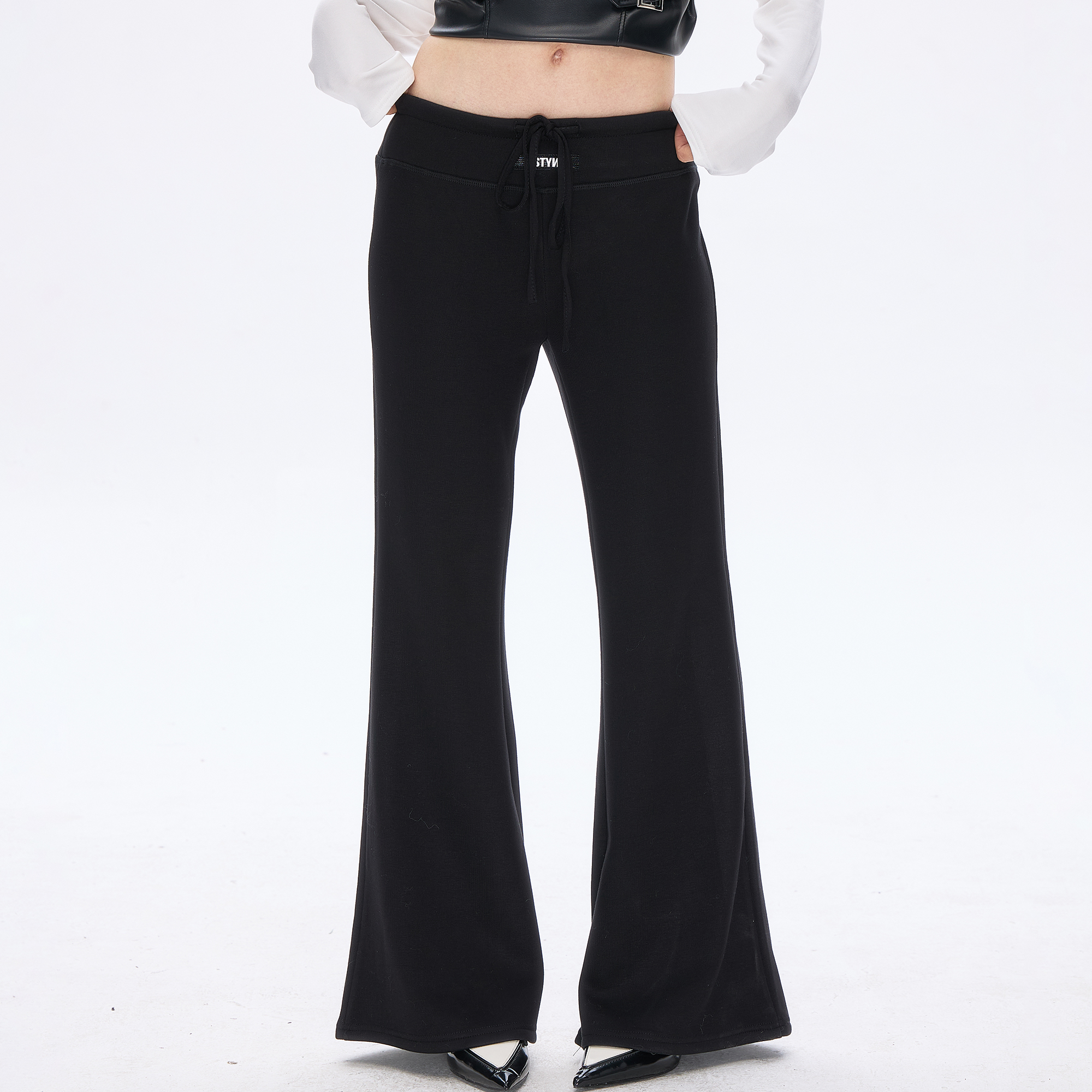 ISTYNI官方店黑色微喇休闲裤加绒垂感显瘦宽松长裤女裤子秋冬新款