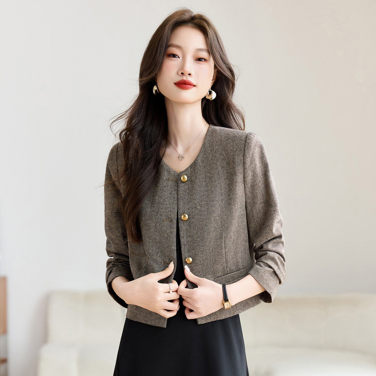 品牌苏昔然彩女装2025新款大码女装高级感单排扣时尚短款外套