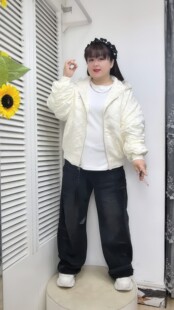 大码女装提花亮片棒球服外套2026春季新款显瘦短款夹克77878