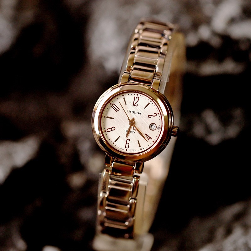 卡西欧手表女轻奢时尚防水石英表