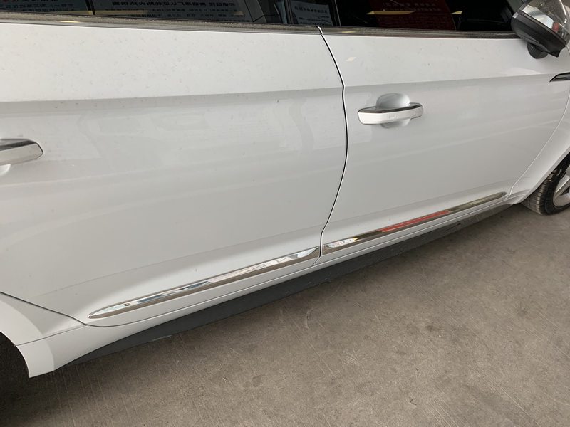 10-19款?yuàn)W迪A5 改裝車(chē)門(mén)防撞裝飾亮條 不銹鋼車(chē)身飾條防擦條配件