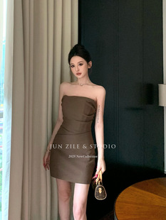 高级感性感辣妹褶皱收腰包臀短裙 抹胸裙气质连衣裙女小个子夏季