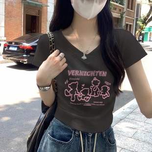 短款 洋气绝美纯棉紧身高腰下摆不规则上衣 v领t恤女正肩短袖 夏大码