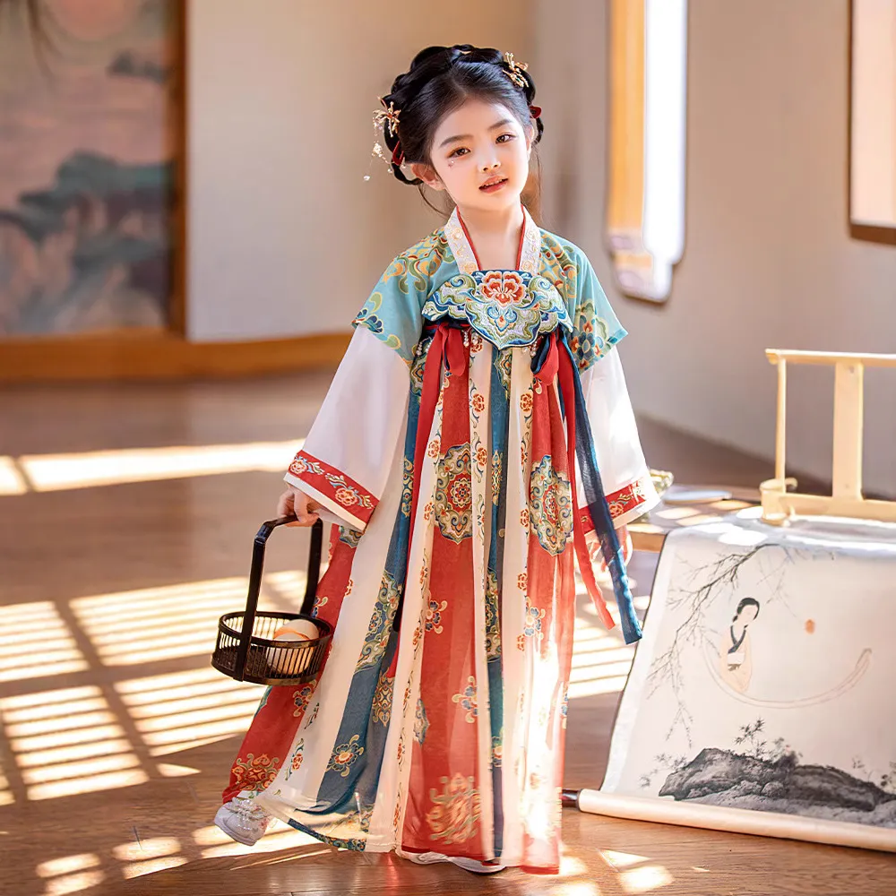 汉服女童春秋新款原创唐装刺绣襦裙女孩幼儿园演出超仙连衣裙