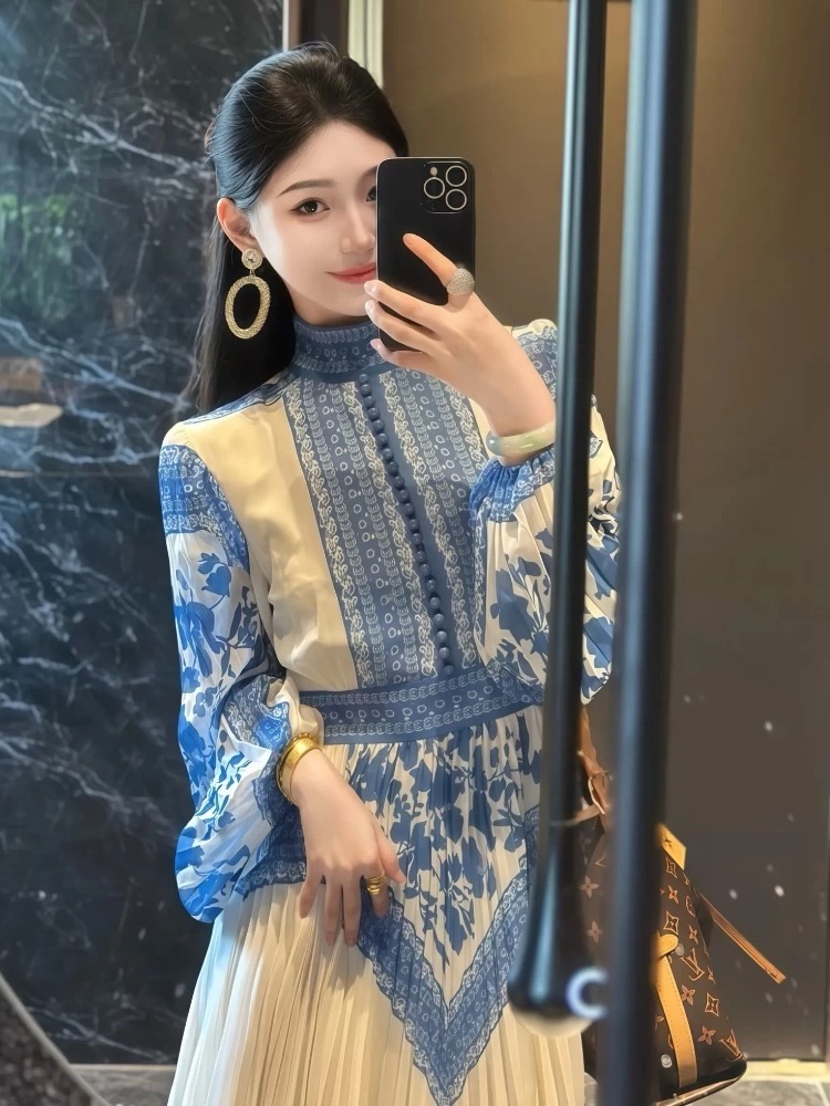 重要场合法式小资礼服漂亮冷淡系巨好看小众蓝色印花压褶连衣裙秋