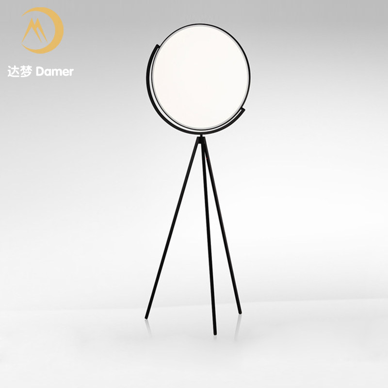 北欧现代简约个性设计师客厅书房沙发网红ins地球仪三脚架落地灯