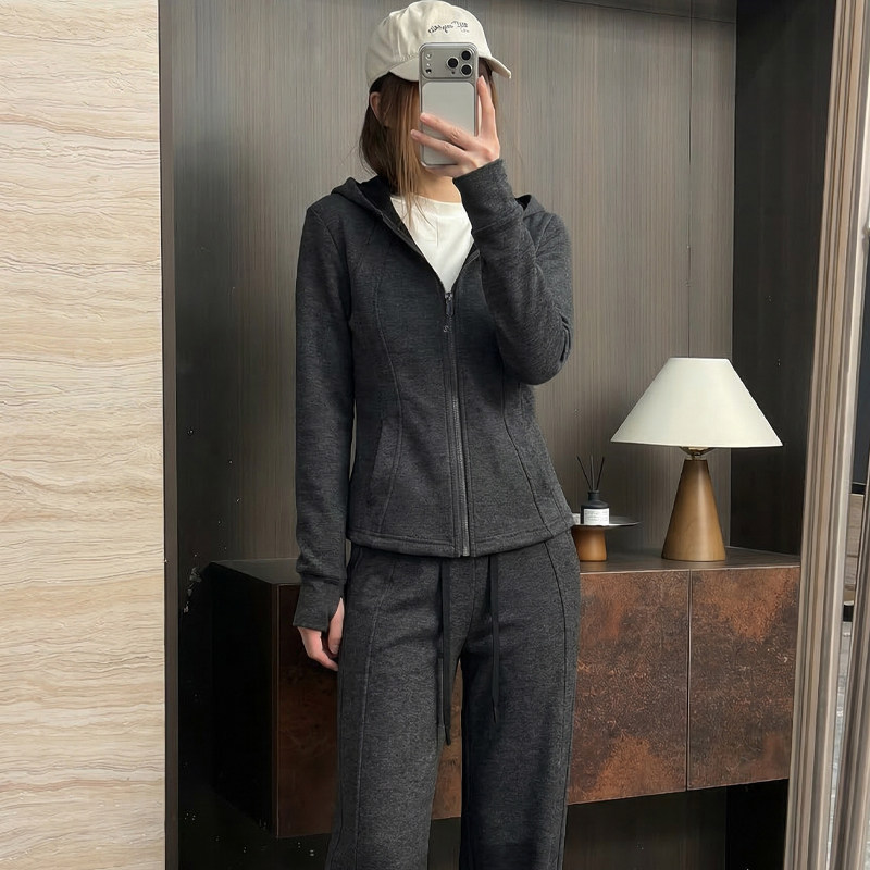 路伊梵女款健身瑜伽跑步套装