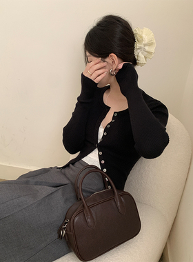 黑色简约单排扣长袖针织开衫女秋冬季温柔风毛衣气质显瘦百搭上衣