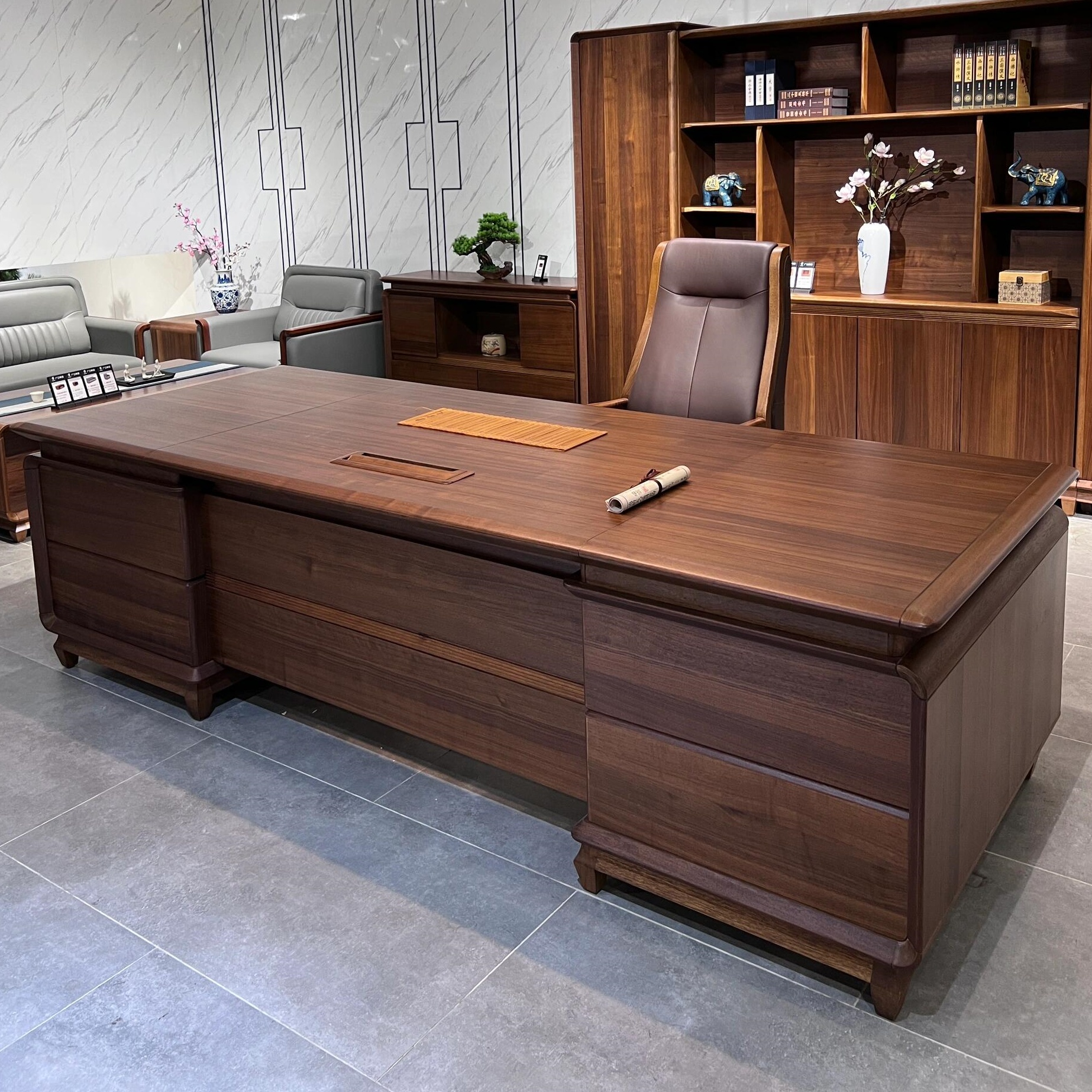 新中式北美黑胡桃木大班台