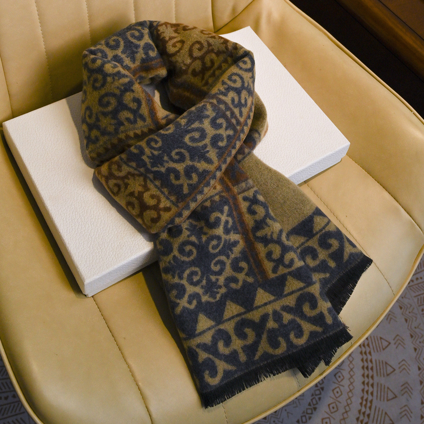 新款含羊毛质感雪花菱格围巾男士披肩秋冬季保暖护颈围脖针织围巾,服饰配件/皮带/帽子/围巾,围巾/丝巾/披肩,淘宝优惠券,粉丝福利购,淘宝优惠卷