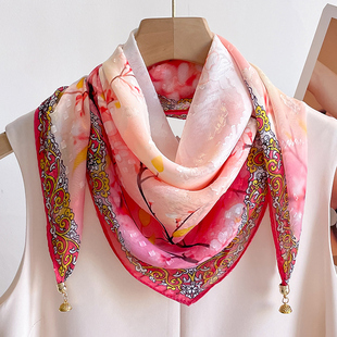 中国风磁吸扣方巾70粉色小丝巾春秋款护颈小围巾女高级感百搭丝巾