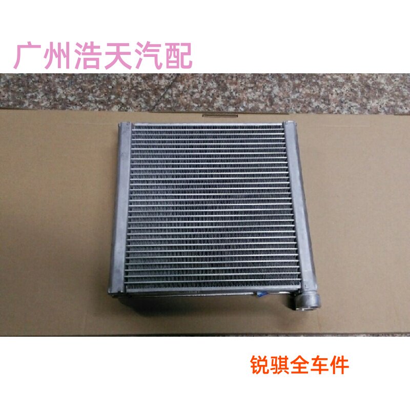 郑州NV200蒸发器芯/空调蒸发箱芯/冷气蒸发器芯/汽车配件