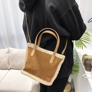 韩国代购正品真皮女包冬季新款翻毛皮包包单肩斜跨手提毛毛羊羔包