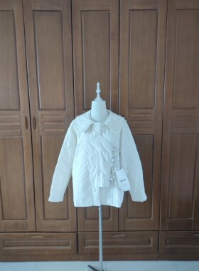 牛角扣暗扣斜襟可爱木耳边娃娃领薄款菱格棉服百搭上衣外套