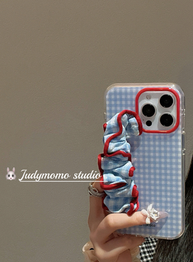 小众设计蓝色格纹肥肠腕带适用iphone16苹果新款15promax手机壳14/16pro防摔套13少女韩