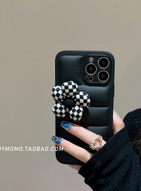 黑色羽绒服小花适用苹果13手机壳iPhone12高级感16promax女15新款