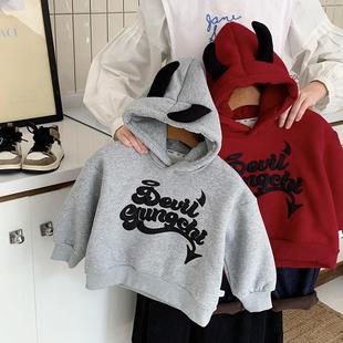 冬款儿童连帽卫衣加绒男童上衣小童字母帽衫宝宝恶魔角外套女加厚