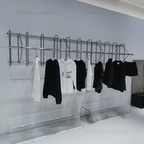 美奂不锈钢壁挂服装展示架可定制