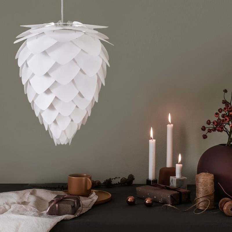 丹麦进口长款松果床头餐厅灯