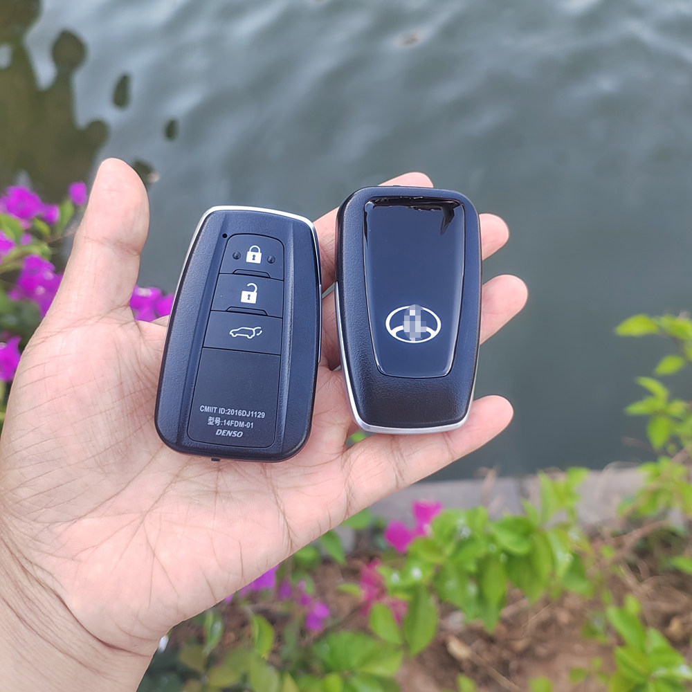 专用丰田19新款凯美瑞亚洲龙RAV4CH-R卡罗拉遥控钥匙替换新外壳优