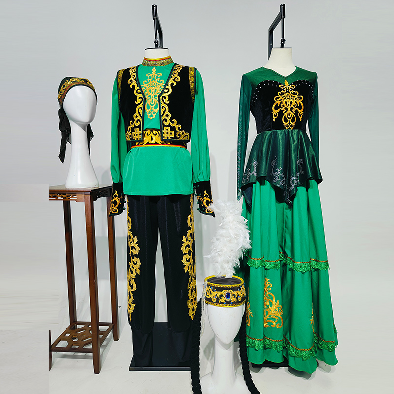 哈薩克斯坦經(jīng)典民族劇目黑走馬演出服裝租賃舞臺(tái)表演少數(shù)民族出租