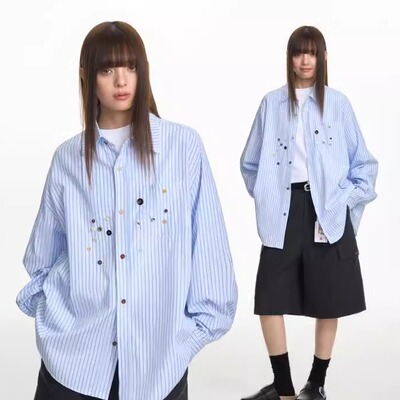 TGNS蓝色竖条纹纽扣装饰衬衫