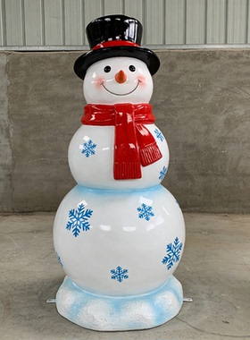 景区玻璃钢彩绘卡通雕塑步行街商业街创意装饰雪人滑雪大世界摆件