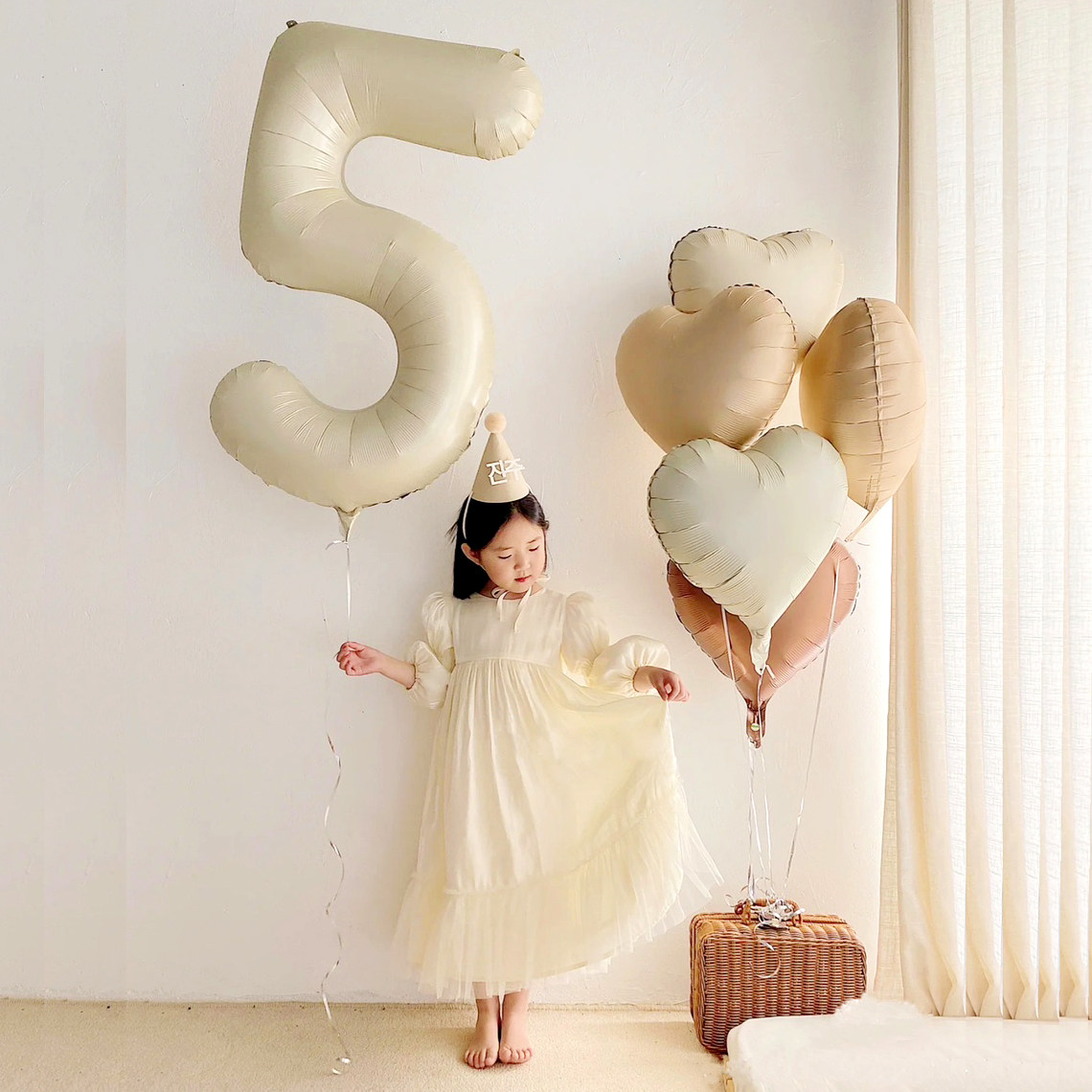 ins风奶油色小红40数字气球儿童生日周岁女孩派对场景拍照布置装