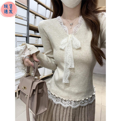 法式v领蕾丝修身打底衫女