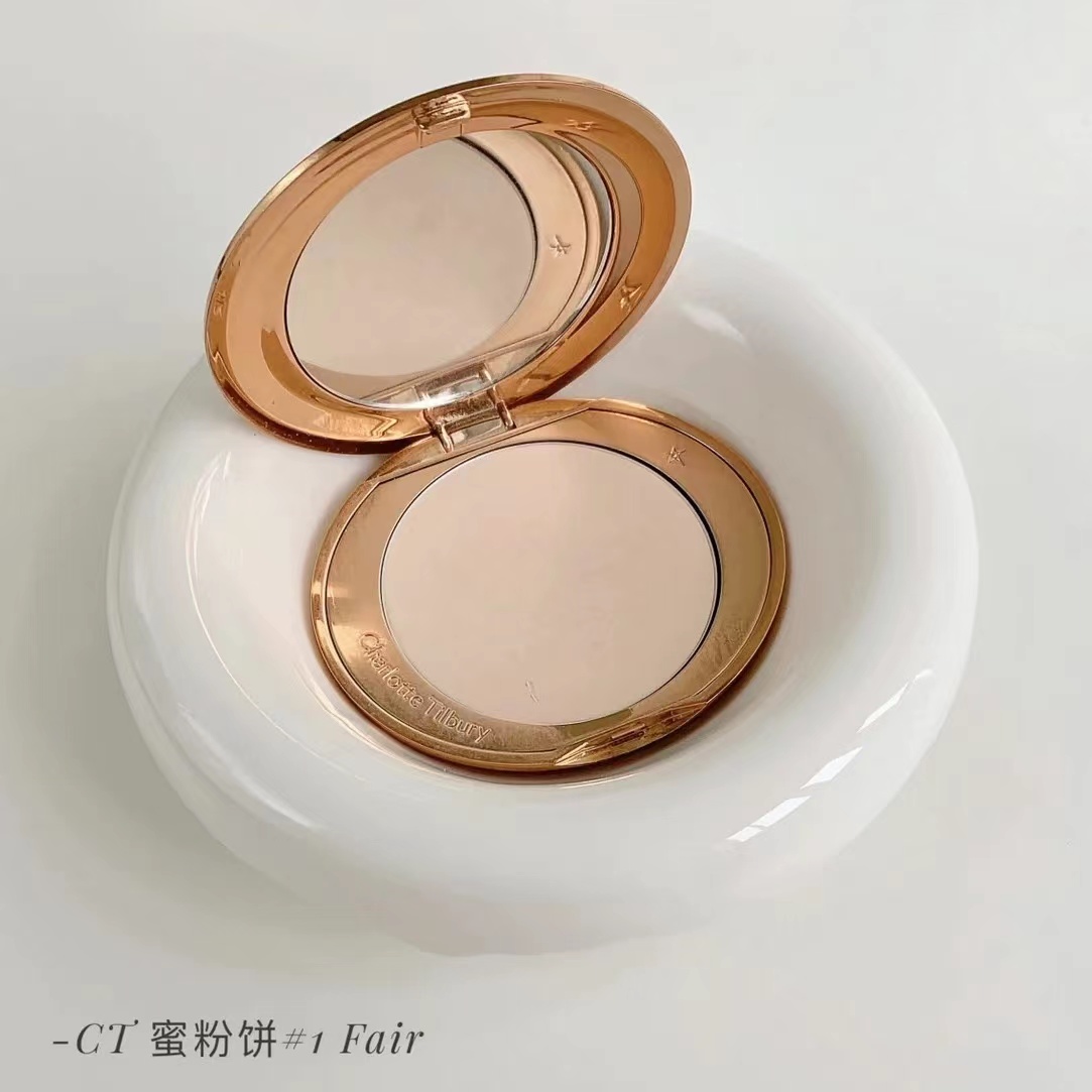 磨皮蜜粉饼CHARLOTTETILBURY