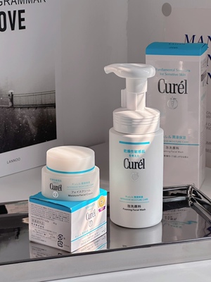 l控油保湿泡沫洁面珂润curel