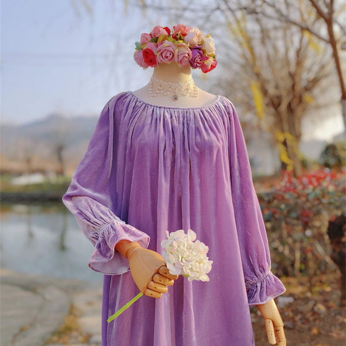 兔子大人｜手作服 法式甜美紫色真丝丝绒大A字版中长袖连衣裙短款