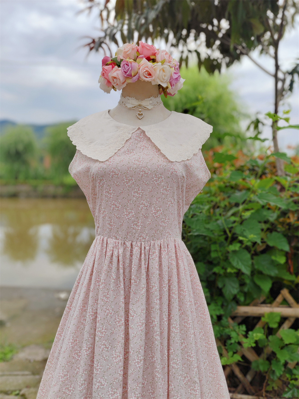 兔子大人|手作服 vintage法式复古刺绣披肩领无袖连衣裙