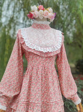 兔子大人｜手作服 甜美公主荷叶边复古蕾丝立领灯芯绒长袖连衣裙