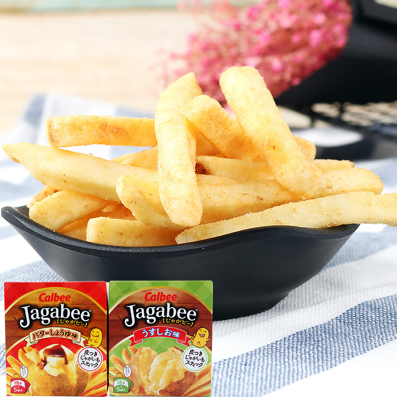 calbee卡乐比薯条三兄弟日本进口小吃淡盐酱油味情人节休闲零食品