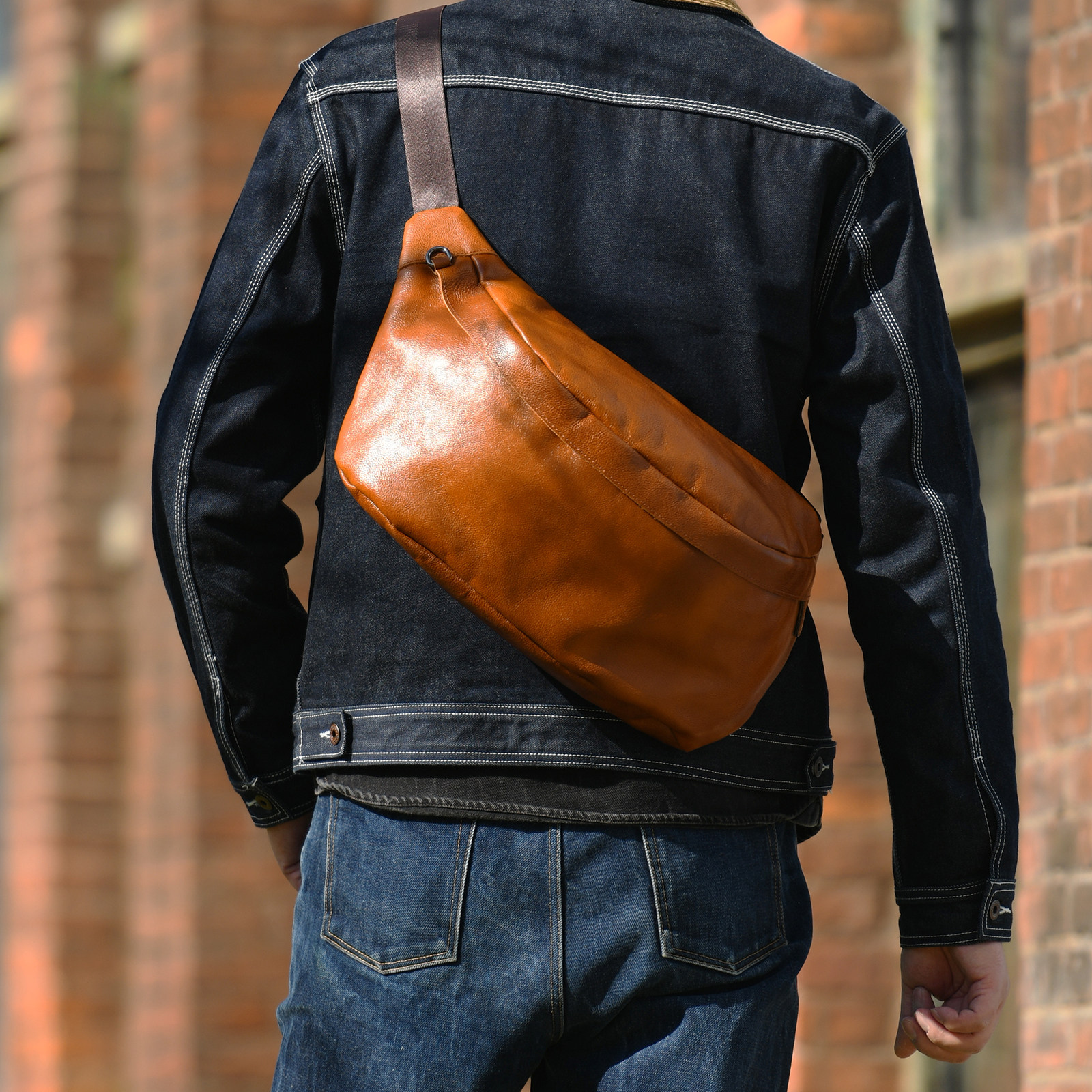 大容量头层植鞣牛皮斜挎包休闲真皮腋下包潮流时尚胸包男士骑行包,箱包皮具/热销女包/男包,胸包,淘宝优惠券,粉丝福利购,淘宝优惠卷