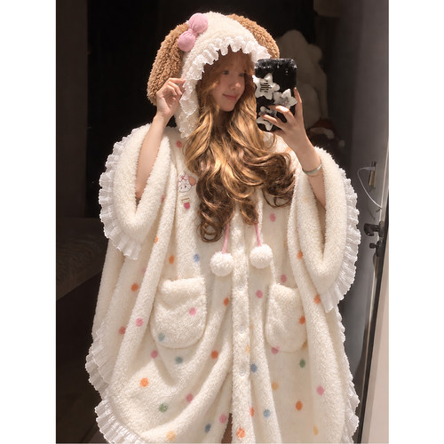 可爱波点斗篷睡袍女冬季珊瑚绒加厚加绒连帽睡衣冬天款家居服套装