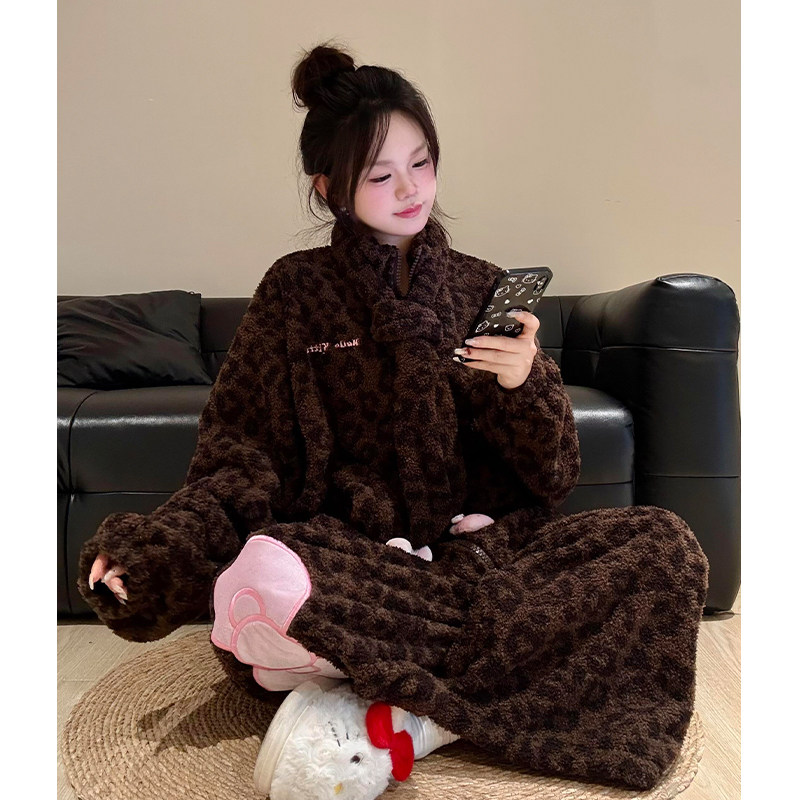 豹纹HelloKitty可爱复古少女睡衣秋冬珊瑚绒加厚款冬天家居服套装,女士内衣/男士内衣/家居服,睡衣/家居服套装,淘宝优惠券,粉丝福利购,淘宝优惠卷