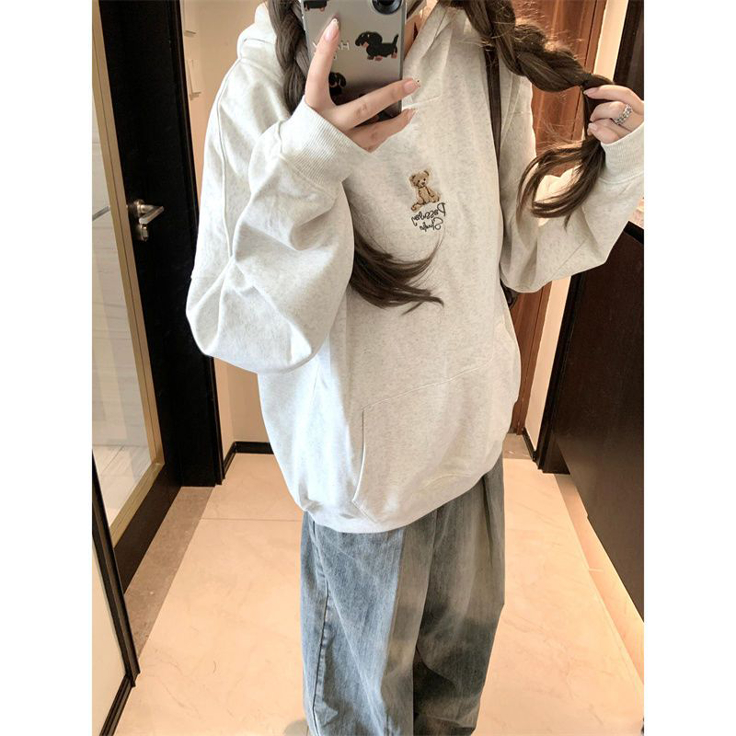 【送运费险】刺绣小熊连帽卫衣女