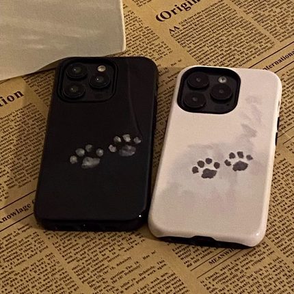 原创简约小猫黑白爪印可爱菲林壳二合一适用苹果16pro手机壳iPhone15新款14pro磨砂13防摔12日韩11创意保护壳