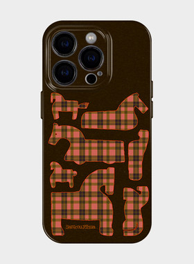 暖棕格纹马 适用iPhone苹果17promax手机保护壳2026马年新款16超好看独特15超火高级感ins小众14不会撞壳艺术