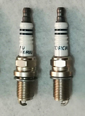 适用于吉利自由舰金刚帝豪EC7远景海景CVVT四缸火花塞火嘴配件