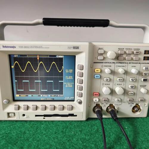 TDS3052 示波器 双通道 500M 泰克电子测试仪器议价维修