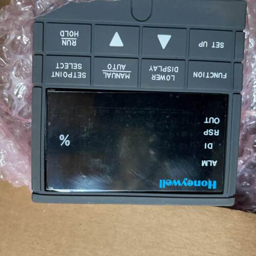 DC300K-E-403-21-0000-0 UDC300 VERSA-PRO 温控器议价维修