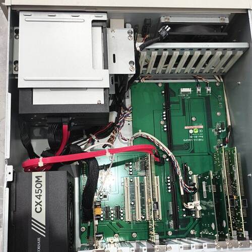 FAB114-13A3P8 Rev:B1-RC 艾讯工控机底板 工业设备背板议价维修
