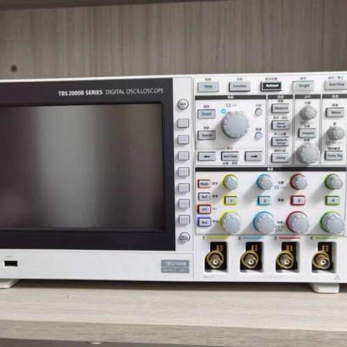 TBS2104B TBS2000B 泰克数字示波器 实验室测试仪器议价维修